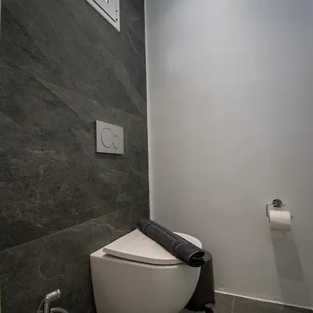 別荘 Vino Luxury 2