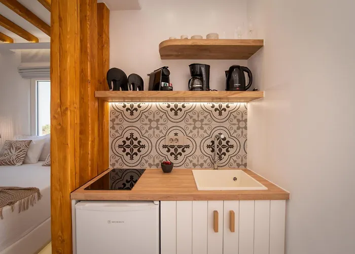 Vino Luxury 2 * Айя-Анна